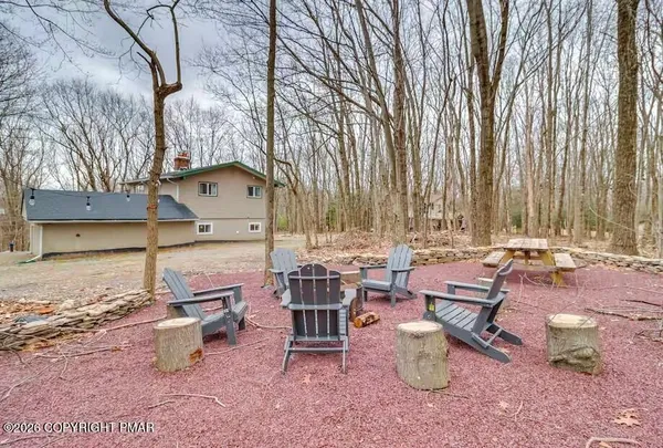 $2,300 | 115 Oak Place, Blakeslee, PA 18610