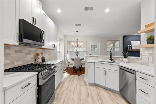 $579,000 | 2635 Goldfinch Drive, Cedar Park, TX 78613