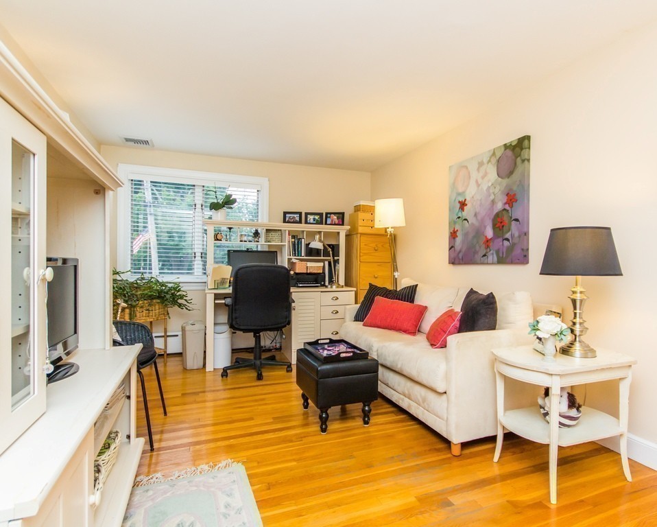 91 Mayflower Road Quincy, MA 02171 - Photo 14 of 30 Gallery Image 14