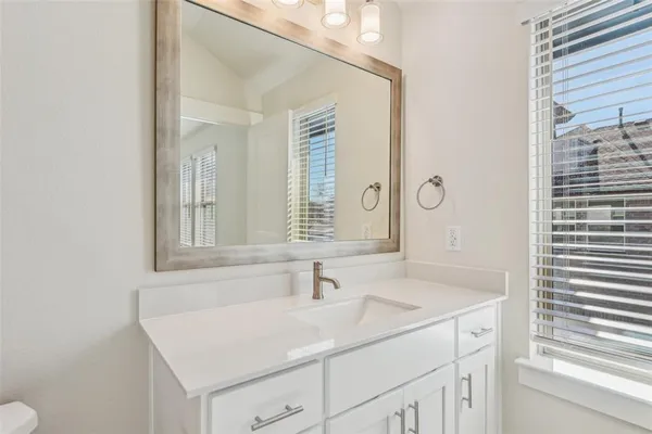 $2,899 | 12895 Raven Way, Unit 17, Farmers Branch, TX 75234