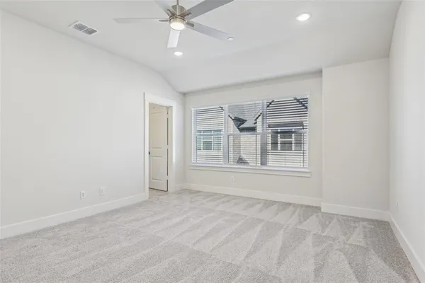 $2,899 | 12895 Raven Way, Unit 17, Farmers Branch, TX 75234
