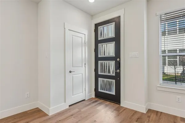 $2,899 | 12895 Raven Way, Unit 17, Farmers Branch, TX 75234