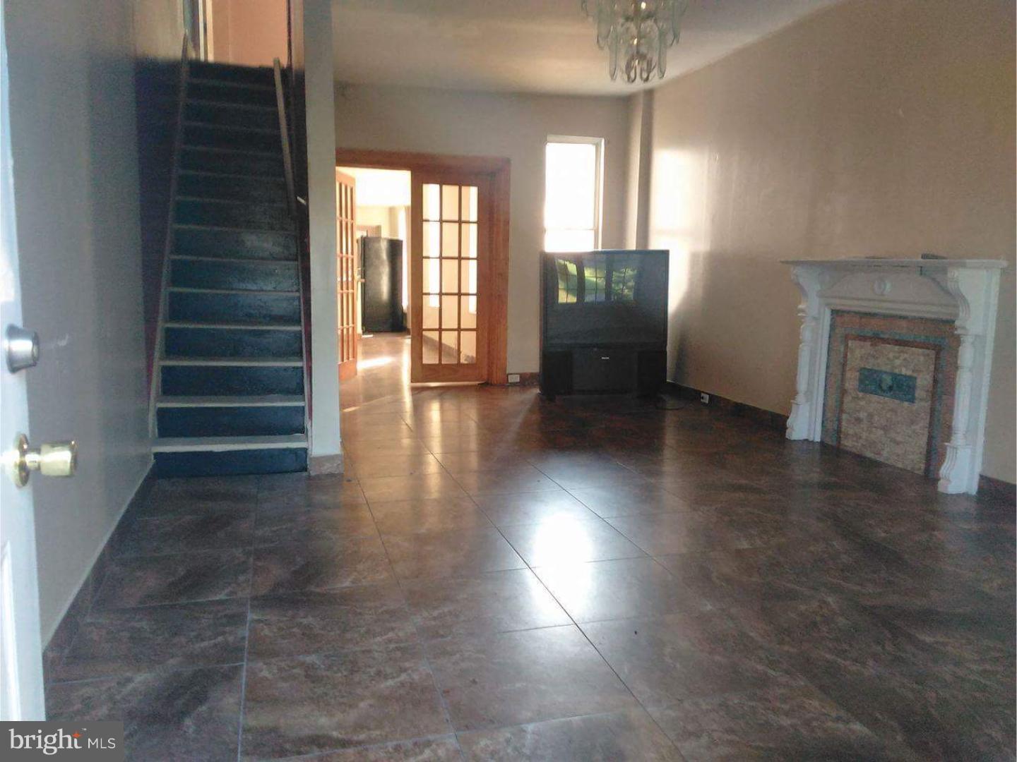 219 North 3rd Street Reading, PA 19601 - Photo 1 of 11 Living Room