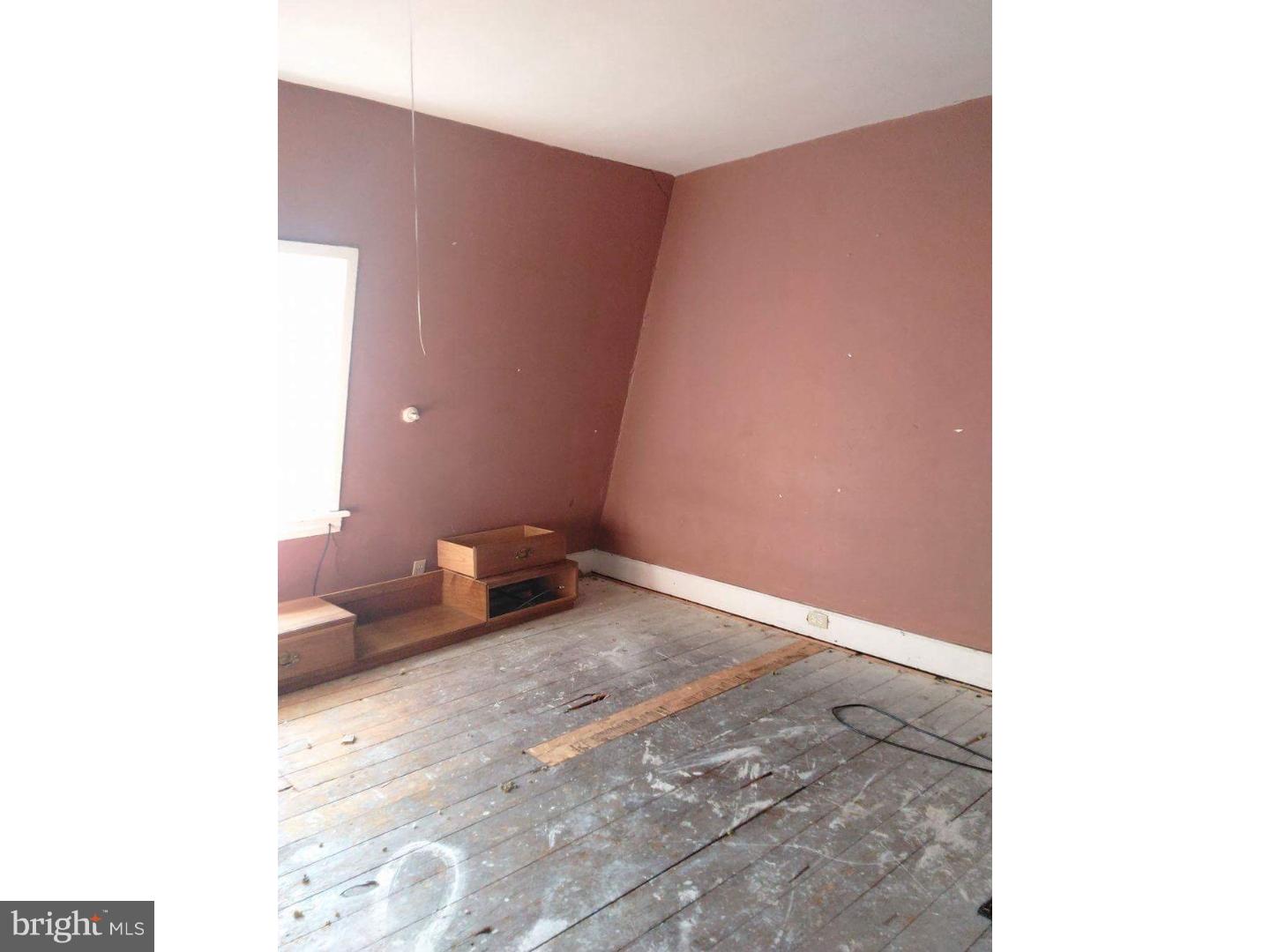 219 North 3rd Street Reading, PA 19601 - Photo 5 of 11 Gallery Image 5