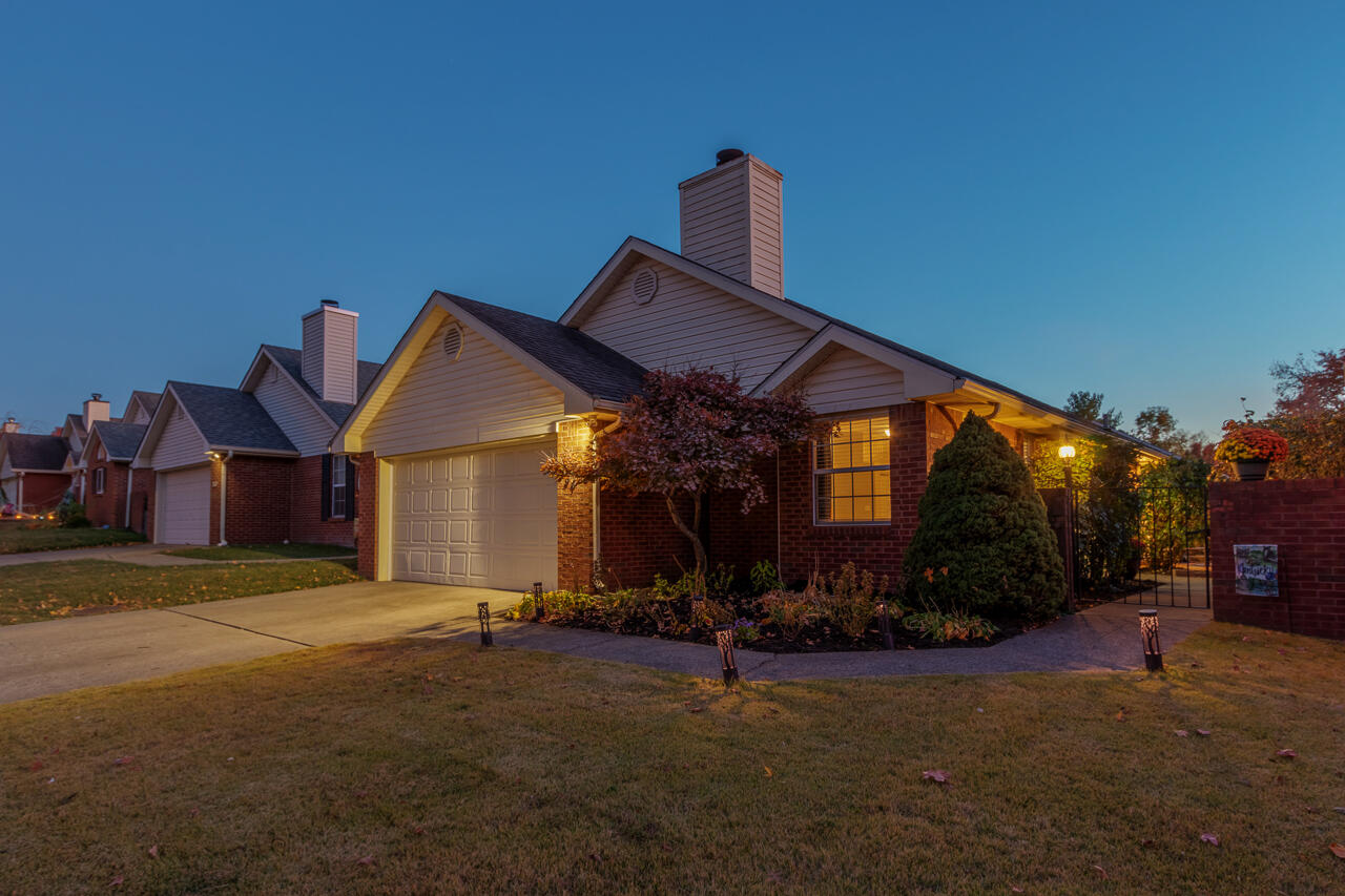 354 Retrac Road Lexington, KY 40503 - Photo 1 of 65 001-354-Retrac-Rd-Lexington-KY-40503-SMA