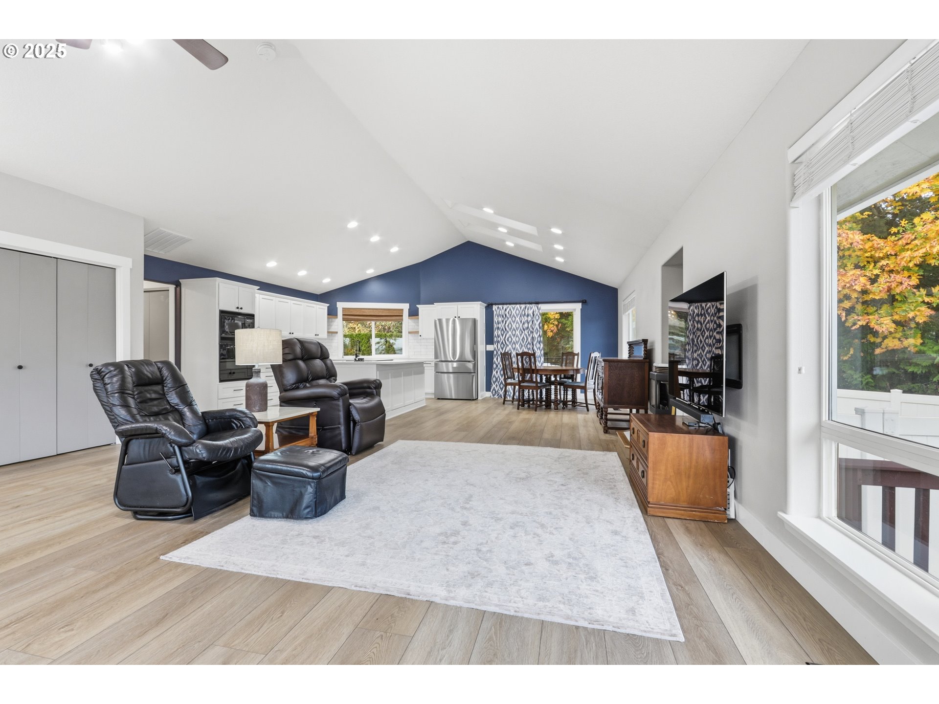 1533 Southwest 7th Circle Camas, WA 98607 - Photo 4 of 27 a living room with furniture and a wooden floor