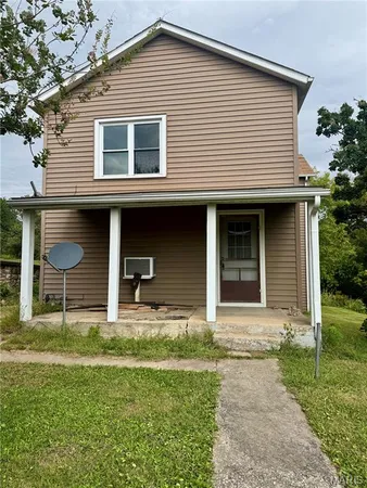 $85,000 | 828 Bird Street, Hannibal, MO 63401