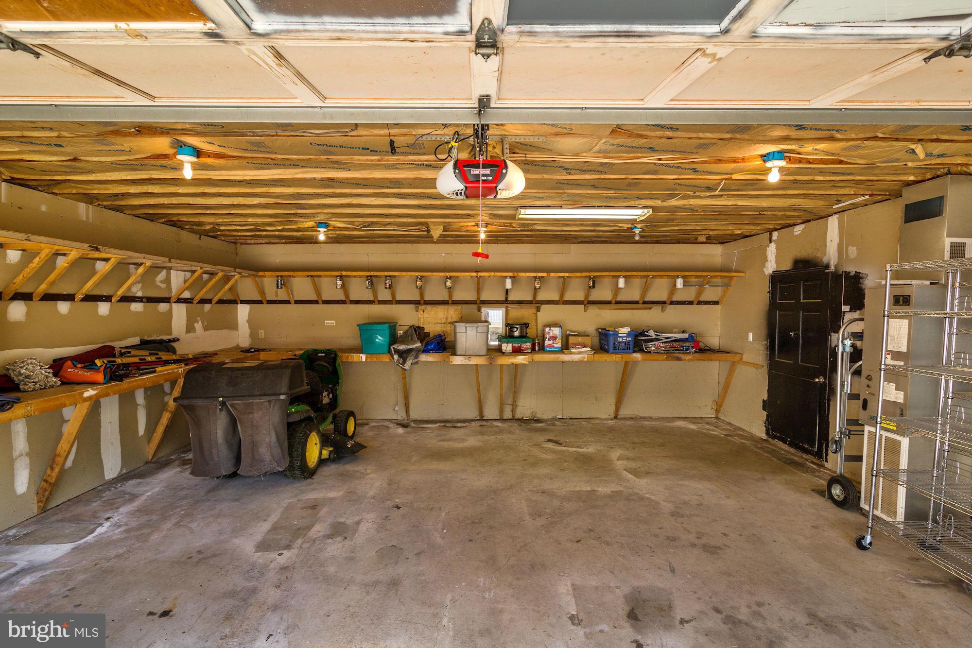 8813 Fort Hunt Road Alexandria, VA 22308 - Photo 19 of 30 Detached 2-car garage interior