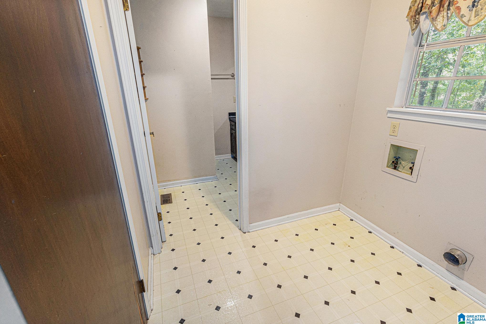198 Space Road Bessemer, AL 35023 - Photo 7 of 23 Gallery Image 7