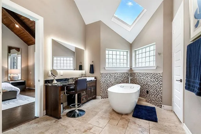 $8,000 | 2911 South Saddlebrook Lane, Katy, TX 77494