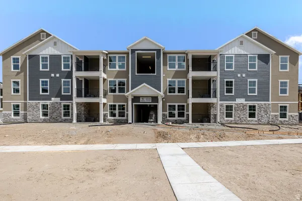 $314,900 | 4664 South 680th West, Unit S204, Mapleton, UT 84664