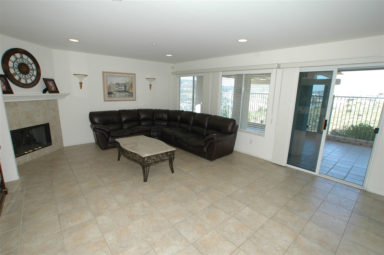 1938 Pointe Parkway Spring Valley, CA 91978 - Photo 18 of 25 Gallery Image 18