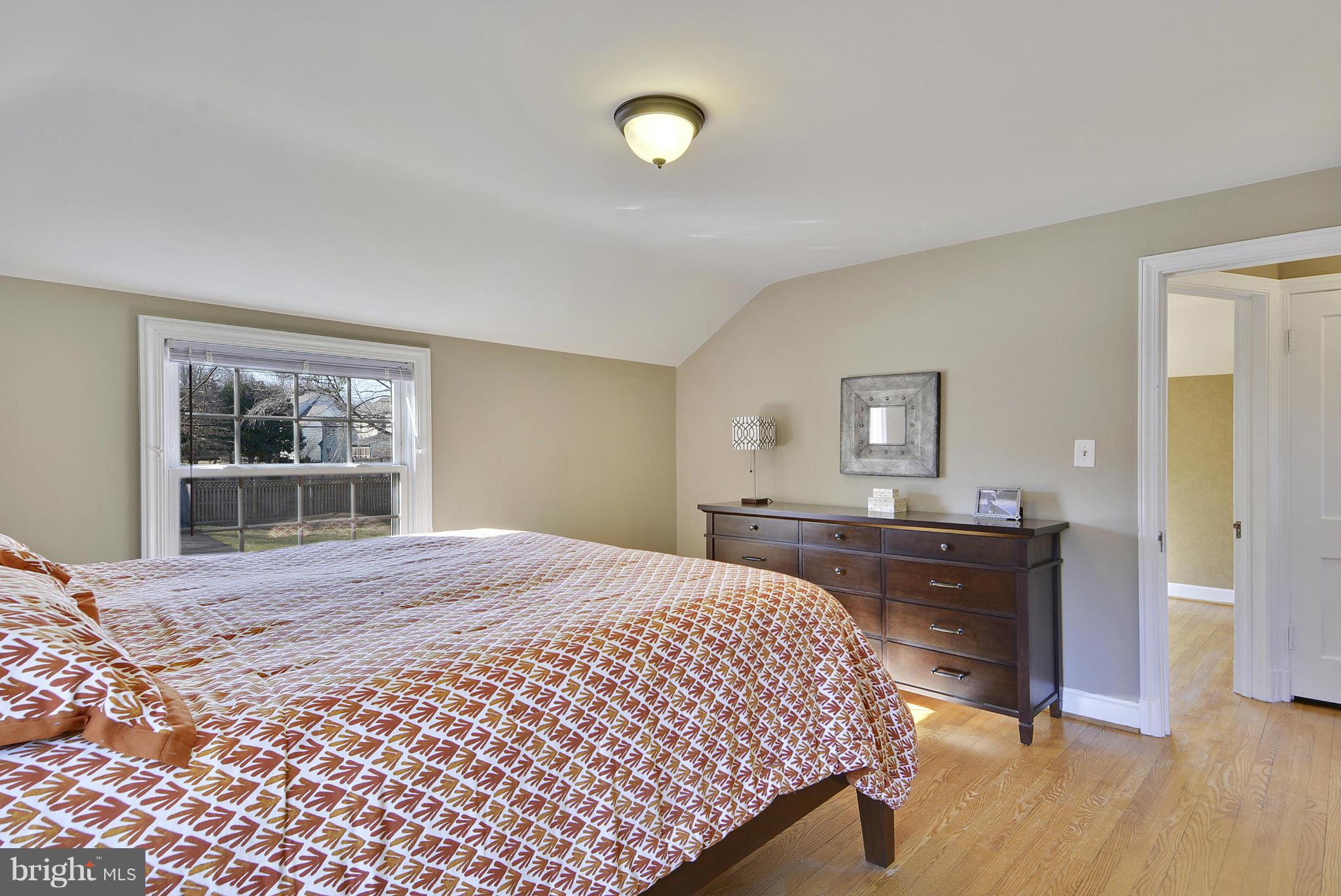 9920 Cherry Tree Lane Silver Spring, MD 20901 - Photo 13 of 25 Bedroom (Master)