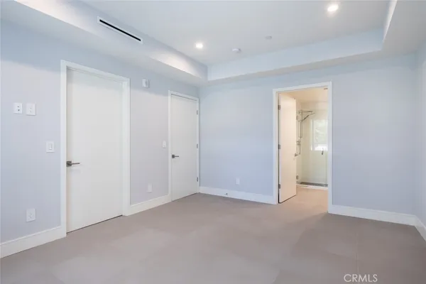 $4,250 | 2225 Mira Vista Avenue, Unit 206, Montrose, CA 91020