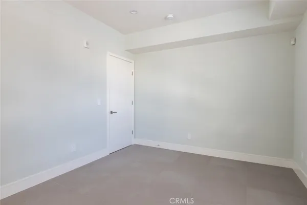 $4,250 | 2225 Mira Vista Avenue, Unit 206, Montrose, CA 91020