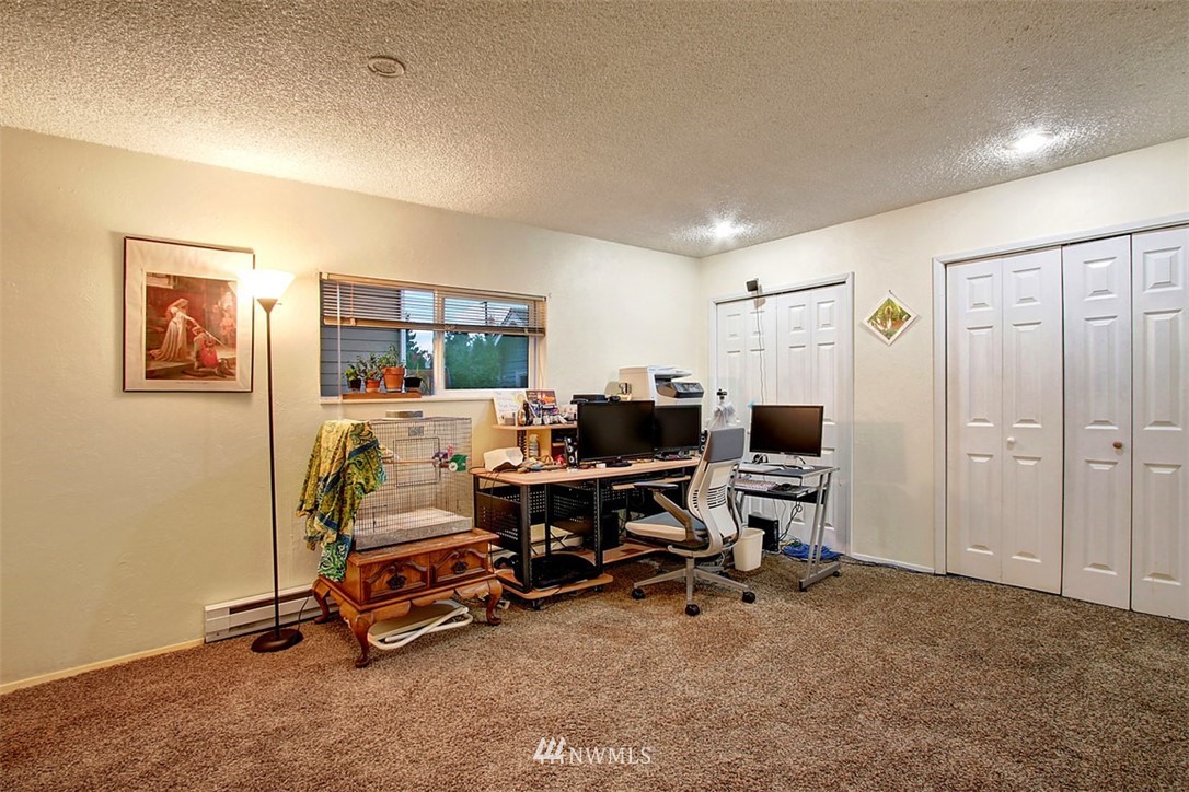 223 Meadow Avenue North Renton, WA 98057 - Photo 8 of 11 Gallery Image 8