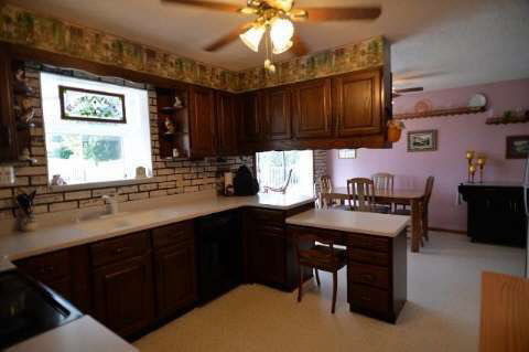 10407 Clinton Road Manchester, MI 48158 - Photo 2 of 25 20413384-1.JPG