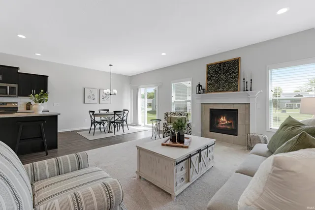 $332,825 | 3615 Victoria Lakes Court, New Haven, IN 46774