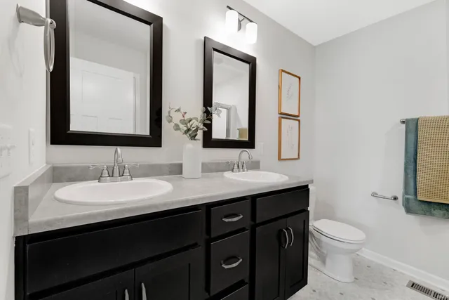 $332,825 | 3615 Victoria Lakes Court, New Haven, IN 46774