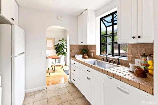 $1,350,000 | 535 Maple Avenue, San Bruno, CA 94066