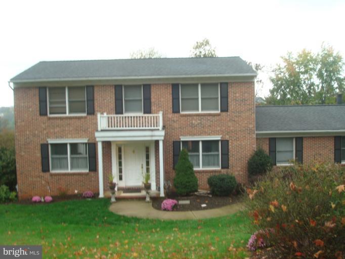 1098 Long Valley Road Westminster, MD 21158 - Photo 2 of 29 Exterior (Front)