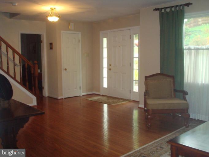 1098 Long Valley Road Westminster, MD 21158 - Photo 18 of 29 Interior (General)