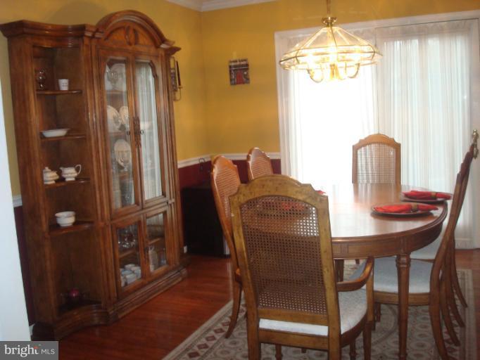 1098 Long Valley Road Westminster, MD 21158 - Photo 20 of 29 Dining Room