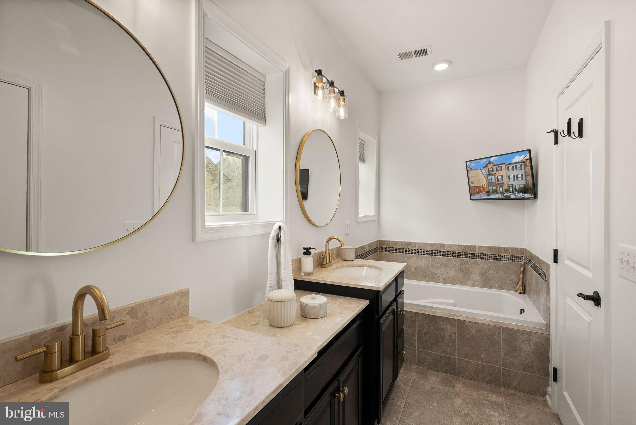 22438 Morning Shade Terrace Ashburn, VA 20148 - Photo 20 of 41