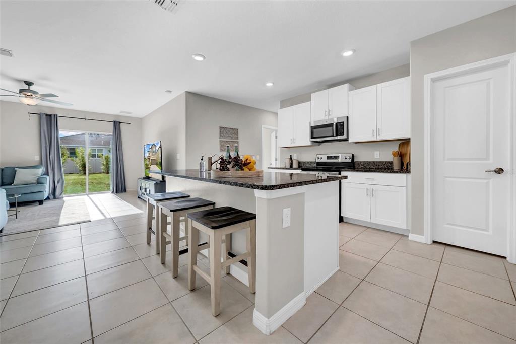 31440 Barrel Wave Way Wesley Chapel, FL 33545 - Photo 6 of 73