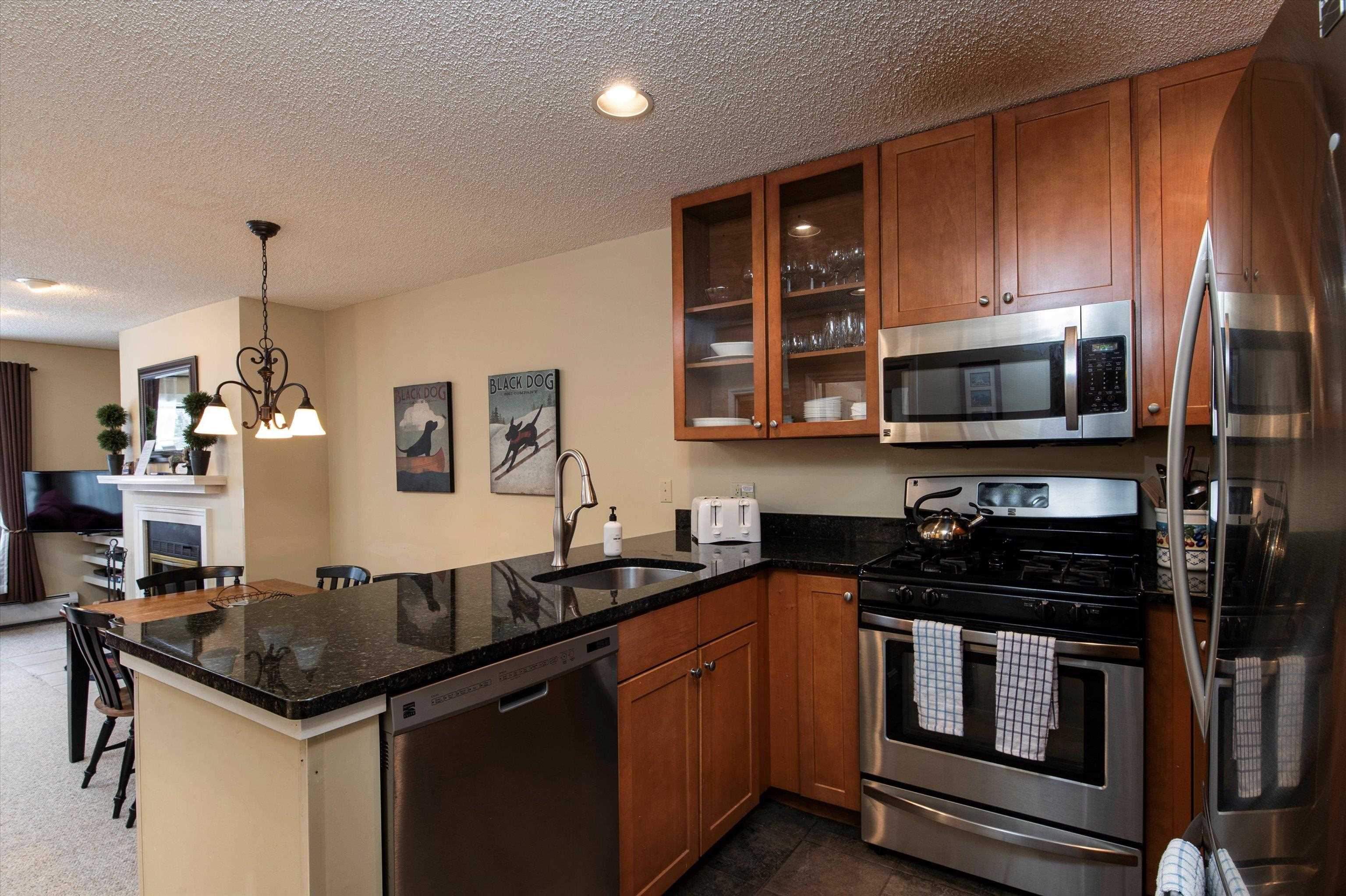 81 White Loop, Unit F102 Ludlow, VT 05149 - Photo 8 of 37