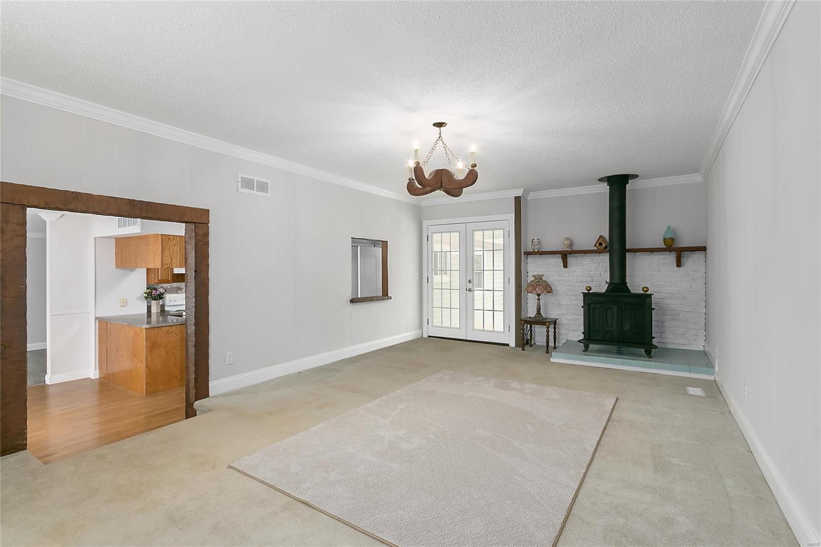 3815 Fee Fee Road Bridgeton, MO 63044 - Photo 11 of 32 Gallery Image 11