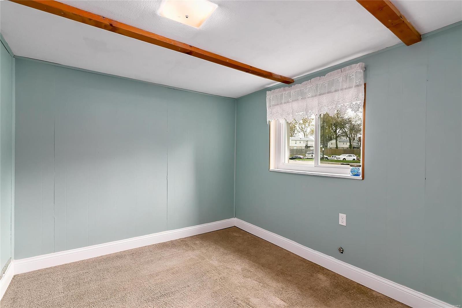 3815 Fee Fee Road Bridgeton, MO 63044 - Photo 19 of 32 Gallery Image 19
