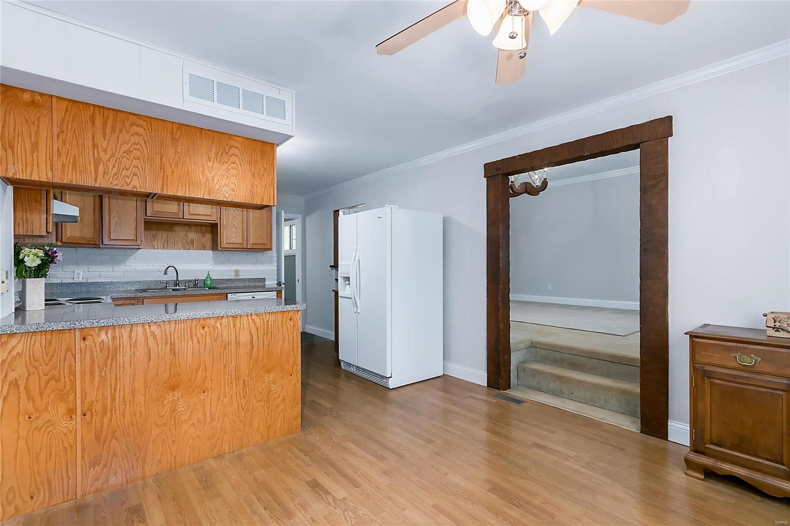 3815 Fee Fee Road Bridgeton, MO 63044 - Photo 6 of 32 Gallery Image 6