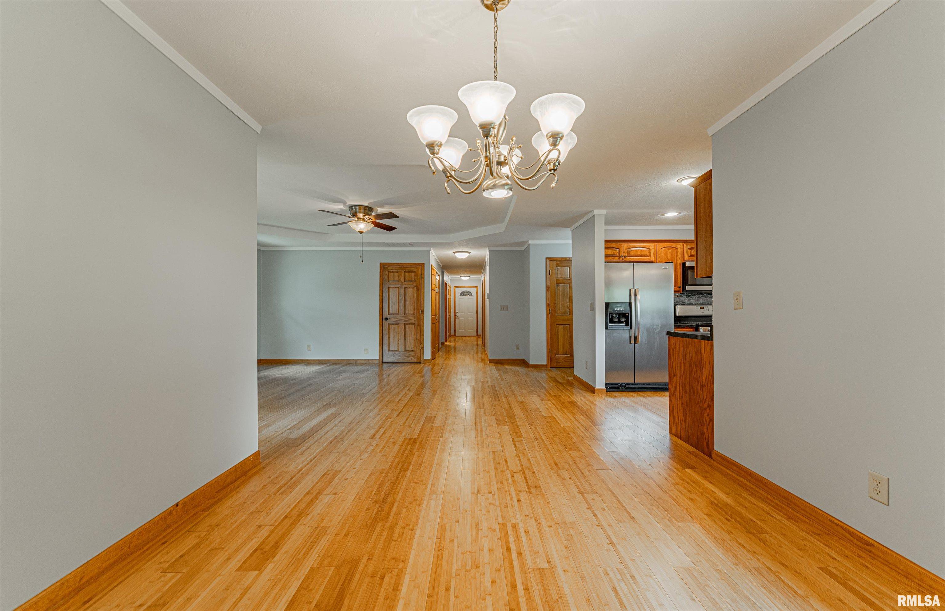 604 South Mary Street Atlanta, IL 61723 - Photo 10 of 38