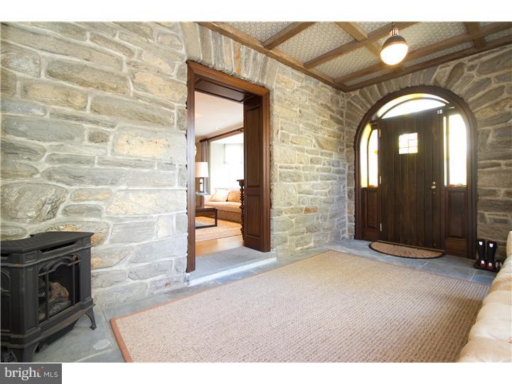 2 West Hampton Road Philadelphia, PA 19118 - Photo 3 of 25 Gallery Image 3
