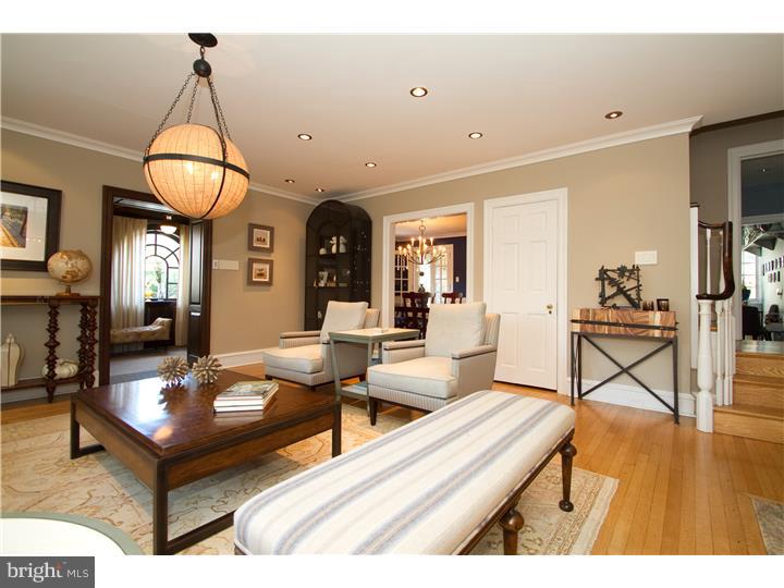 2 West Hampton Road Philadelphia, PA 19118 - Photo 5 of 25 Gallery Image 5
