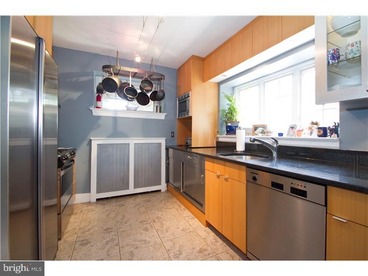 2 West Hampton Road Philadelphia, PA 19118 - Photo 8 of 25 Gallery Image 8