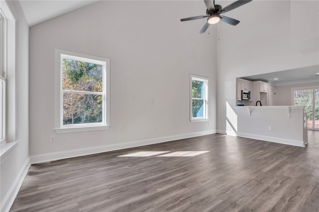 108 Oak Street Belton, SC 29627 - Photo 5 of 31