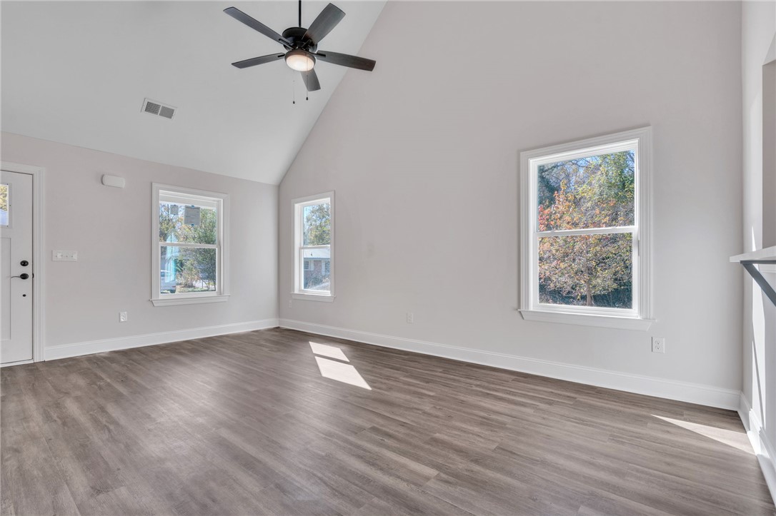 108 Oak Street Belton, SC 29627 - Photo 6 of 31