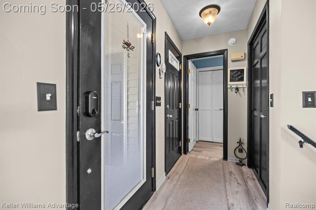 1456 Springbrook Drive Jenison, MI 49428 - Photo 9 of 61