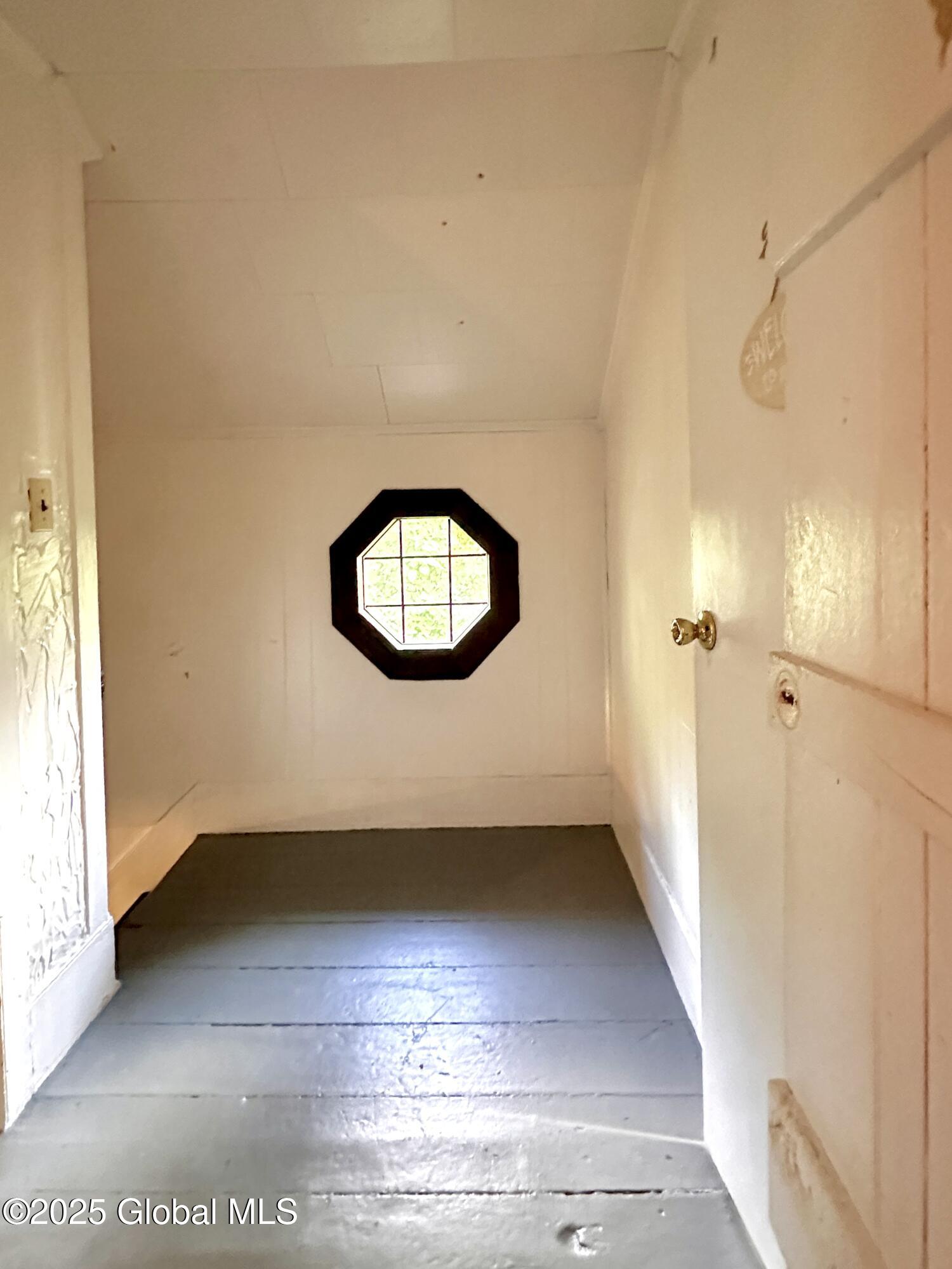 105 Cauterskill Avenue Catskill, NY 12414 - Photo 17 of 18 Photo Sep 22 2024, 2 05 28 PM