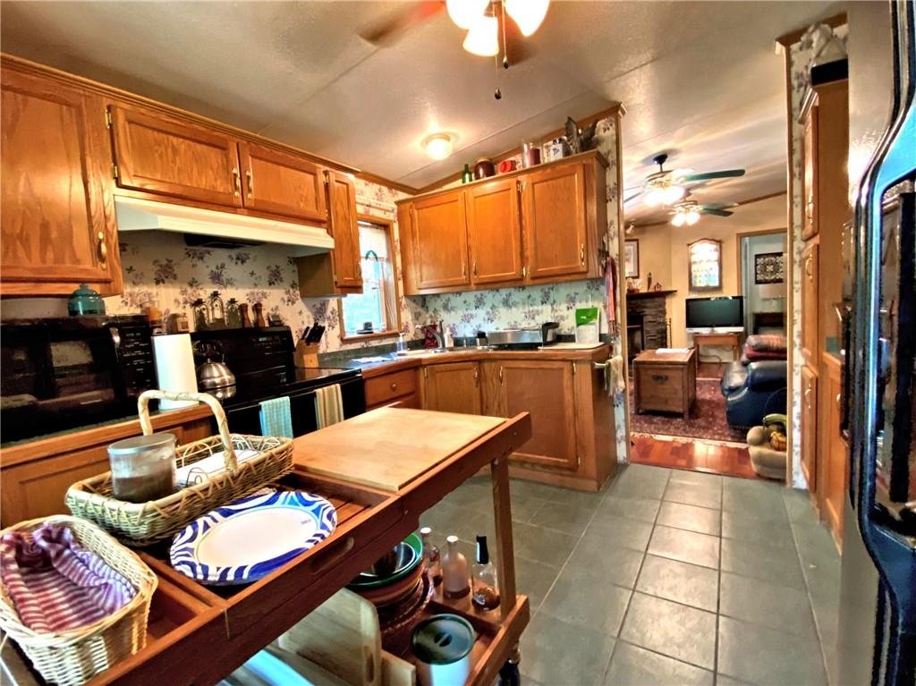 488 Sun Valley Road Boswell, PA 15531 - Photo 7 of 33 Gallery Image 7