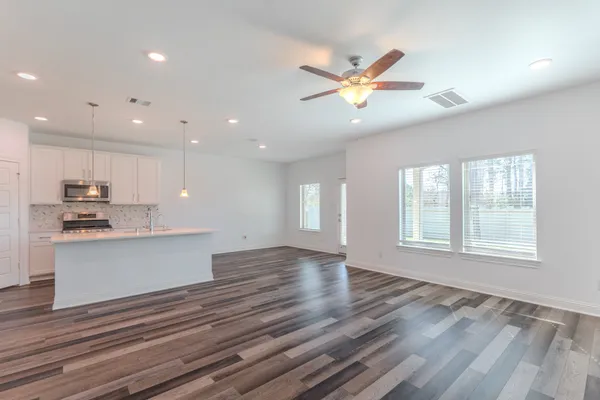 $3,550 | 17116 Coneflower Place, Conroe, TX 77385