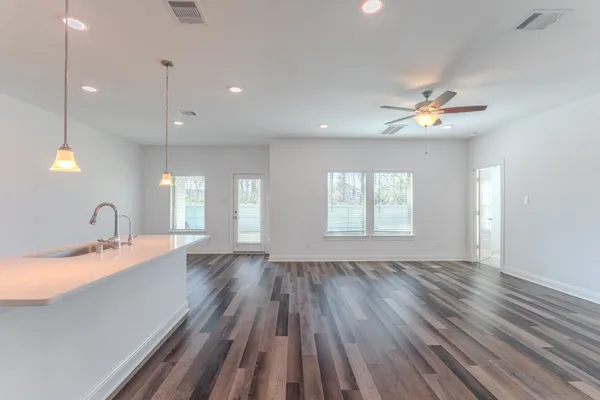 $3,550 | 17116 Coneflower Place, Conroe, TX 77385