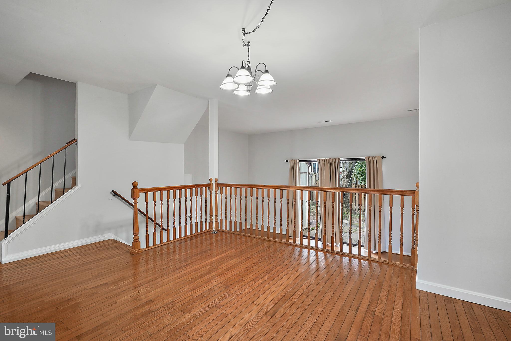 6351 Rockshire Street Alexandria, VA 22315 - Photo 9 of 38 Gallery Image 9