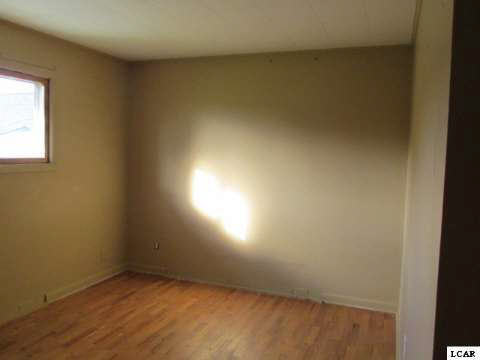 2073 West Russell Road Tecumseh, MI 49286 - Photo 8 of 9 20416837-7.JPG