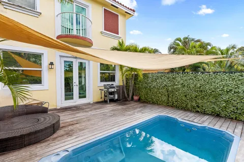 $674,500 | 1222 Northeast 18th Avenue, Unit 1, Fort Lauderdale, FL 33304