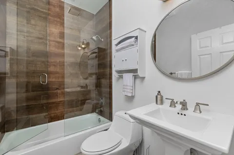 $674,500 | 1222 Northeast 18th Avenue, Unit 1, Fort Lauderdale, FL 33304