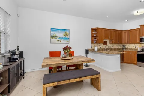 $674,500 | 1222 Northeast 18th Avenue, Unit 1, Fort Lauderdale, FL 33304