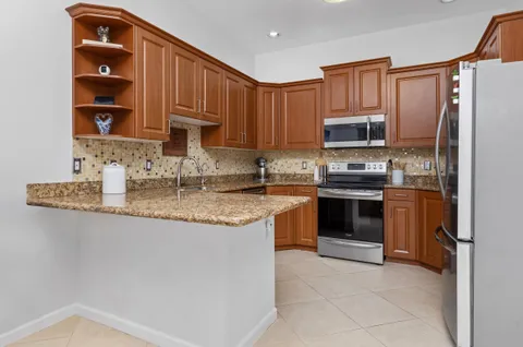 $674,500 | 1222 Northeast 18th Avenue, Unit 1, Fort Lauderdale, FL 33304